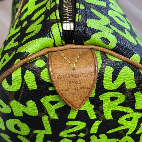 ๐ผ๐ผ GORGEOUS ๐ผ๐ผ Louis Vuitton Stephen Sprouse Graffiti Speedy 30 neon greโฆ - Picture 5 of 16